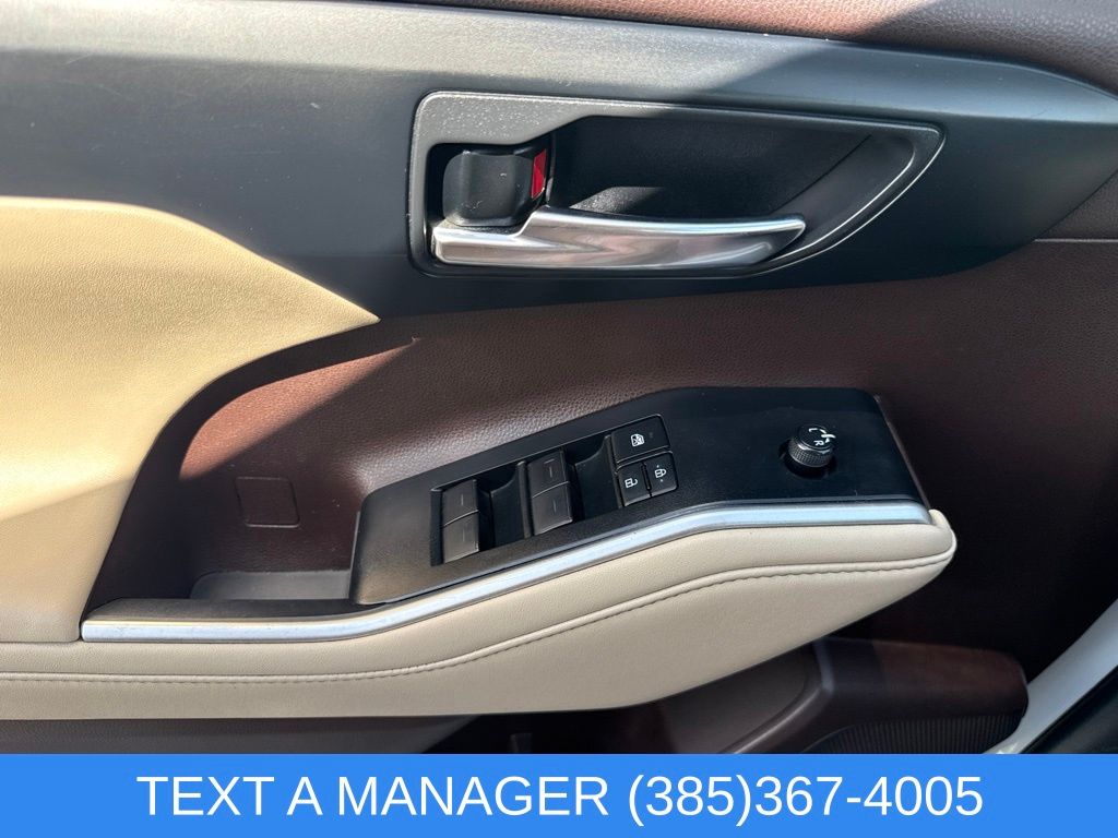 2021 Toyota Highlander XLE - Photo 15