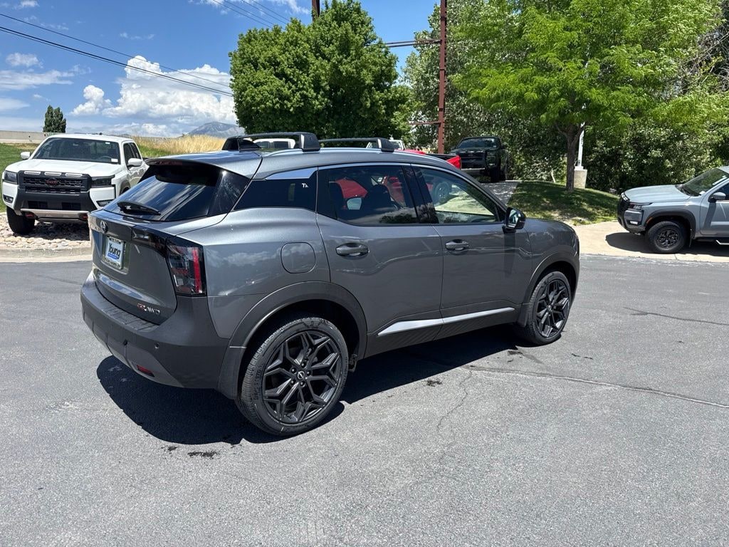 New 2026 Nissan Kicks SR SUV