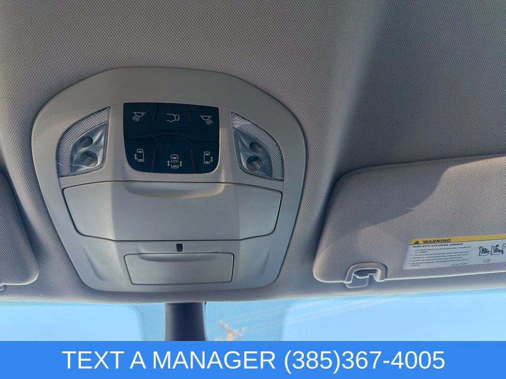 2024 Chrysler Pacifica PHEV Select - Photo 35