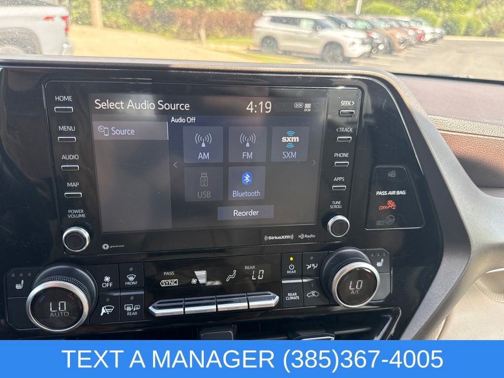 2021 Toyota Highlander XLE - Photo 20