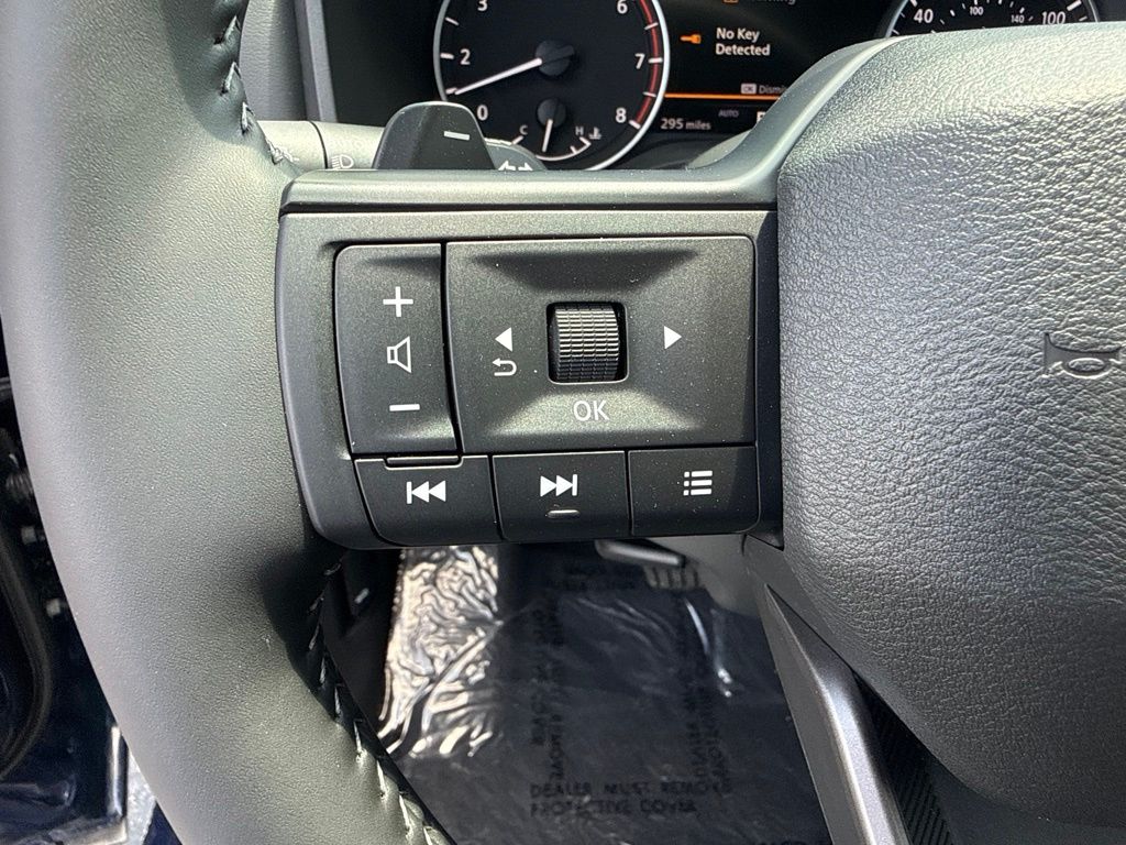 2026 Nissan Rogue Dark Armor - Photo 26