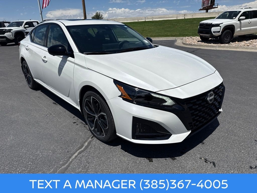 New 2026 Nissan Altima SR Sedan