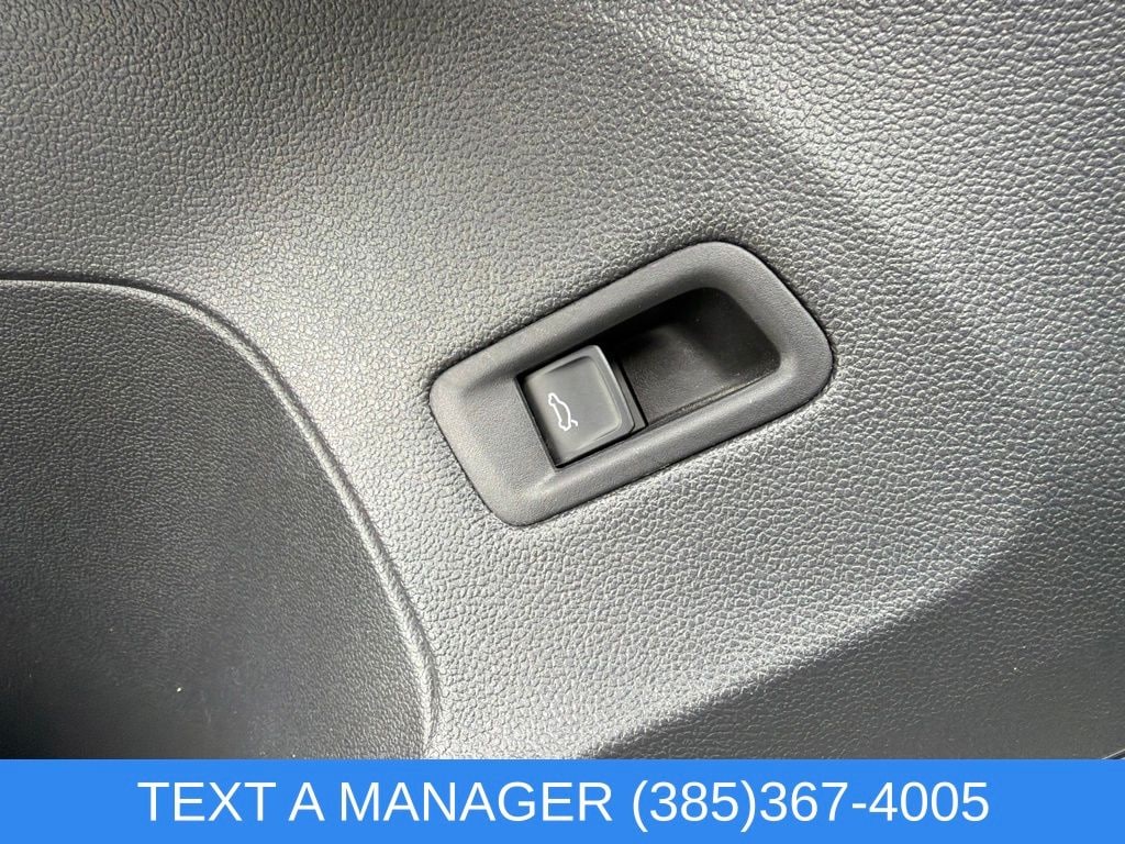 2026 Volkswagen Atlas SE w/Tech - Photo 18