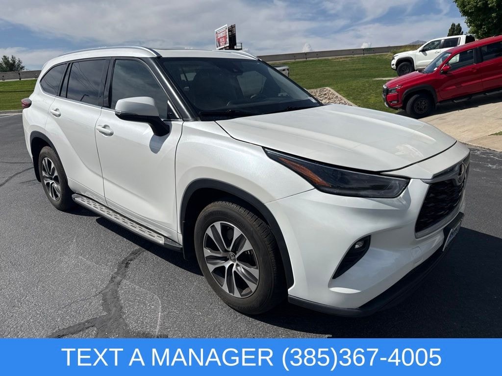 Used 2021 Toyota Highlander XLE SUV
