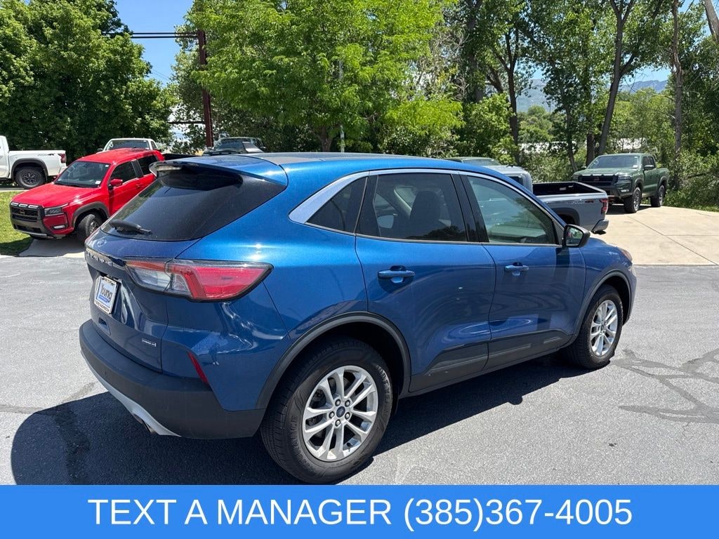 Used 2022 Ford Escape SE Hybrid SUV