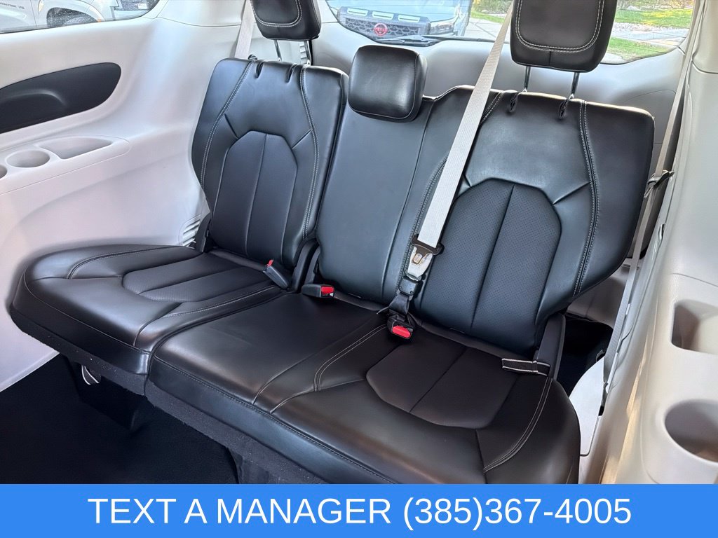 2024 Chrysler Pacifica PHEV Select - Photo 22