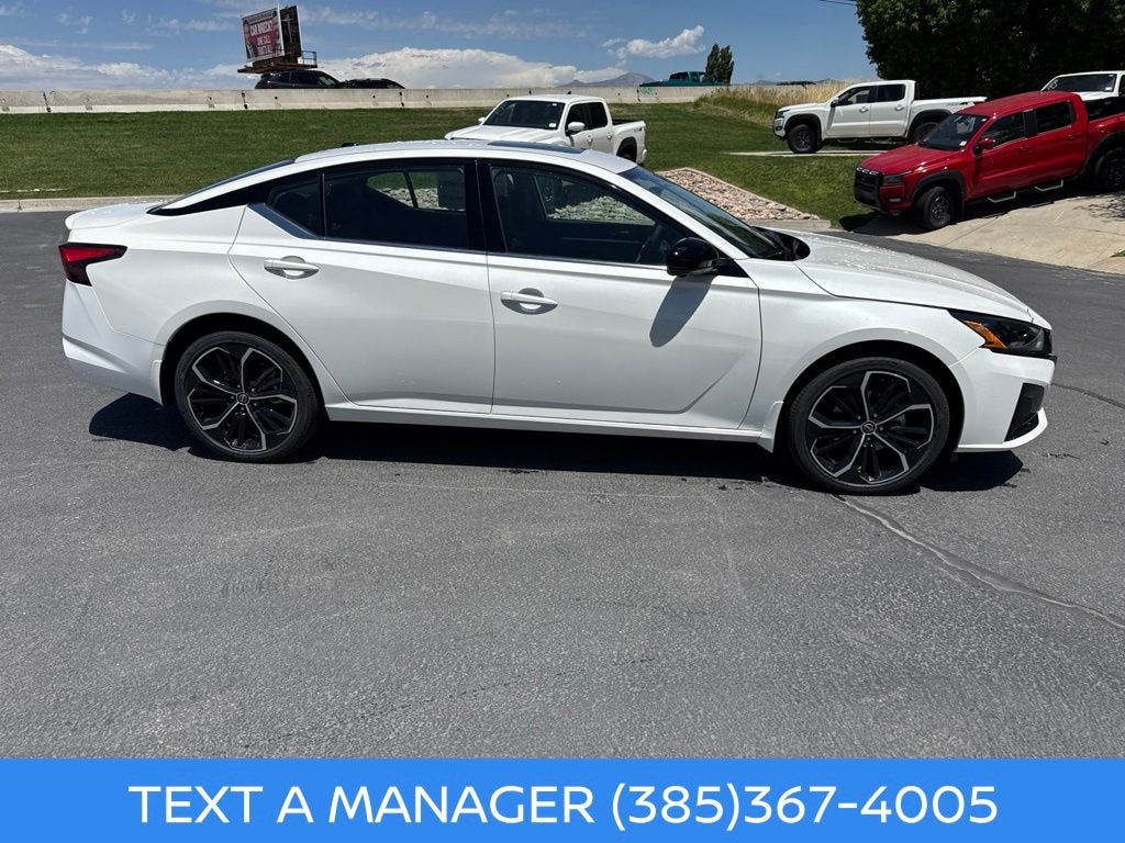 New 2026 Nissan Altima SR Sedan