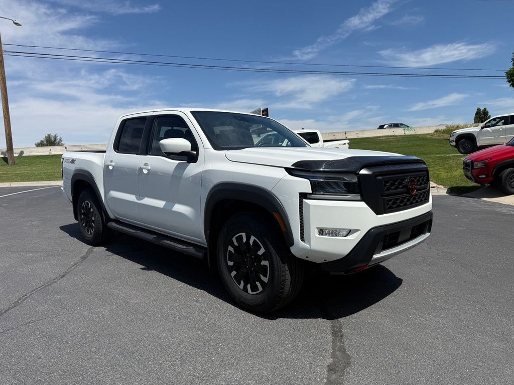 2022 Nissan Frontier PRO-4X Crew Cab 4X4's photo
