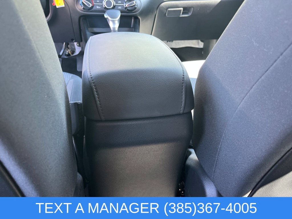 2025 Kia Soul LX - Photo 15