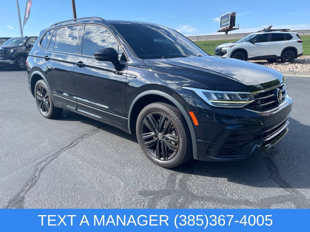 2022 Volkswagen Tiguan SE R-LINE BLACK