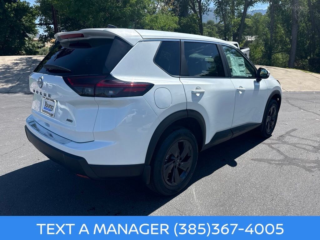 New 2026 Nissan Rogue SV SUV