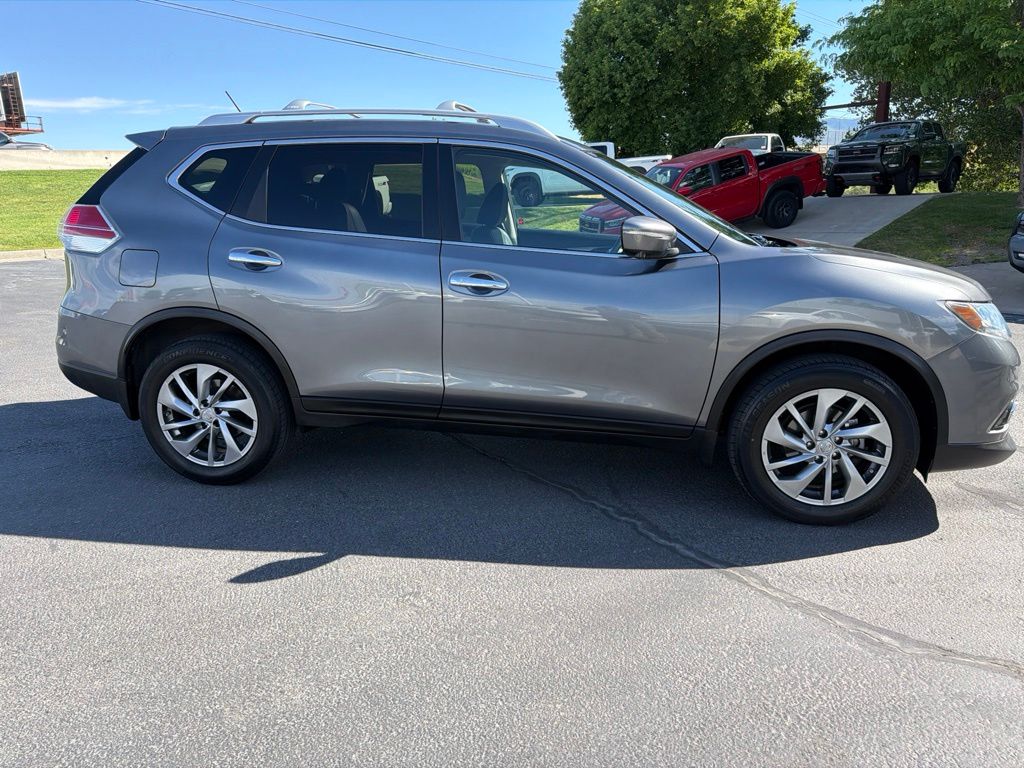 Used 2014 Nissan Rogue SL with VIN 5N1AT2MV3EC800158 for sale in Layton, UT