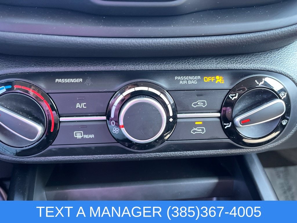 2025 Kia Soul LX - Photo 19