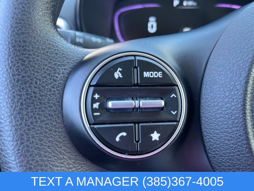 2025 Kia Soul LX - Photo 23