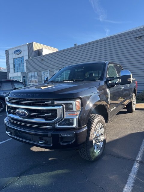 2020 Ford F-350 Super Duty Platinum's photo