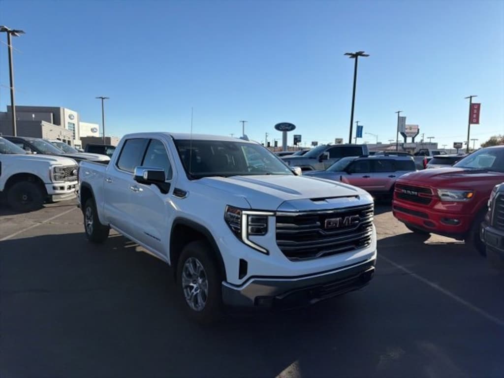 Used 2024 GMC Sierra 1500 SLT Truck Crew Cab
