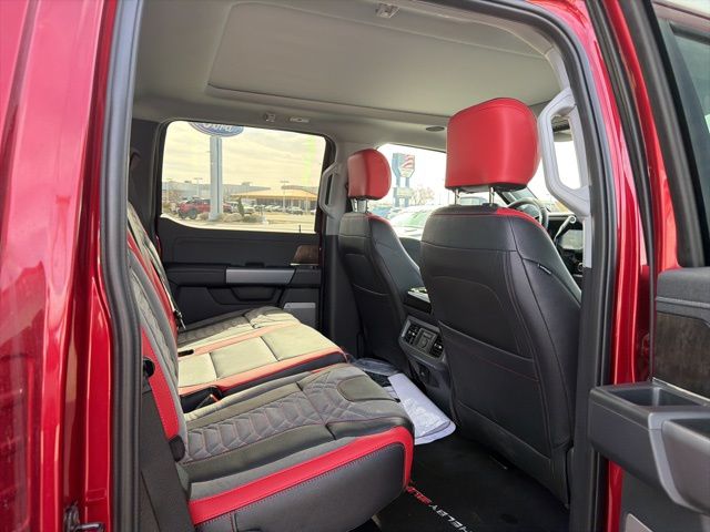 2025 Ford F-250 Super Duty Lariat - Photo 41