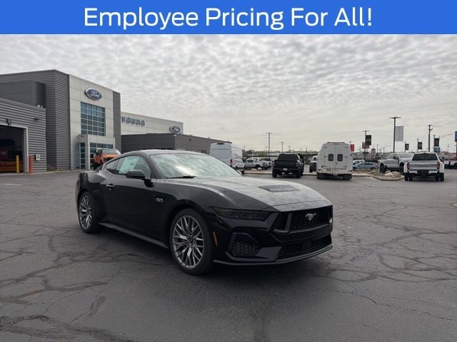 2026 Ford Mustang GT Premium Fastback's photo