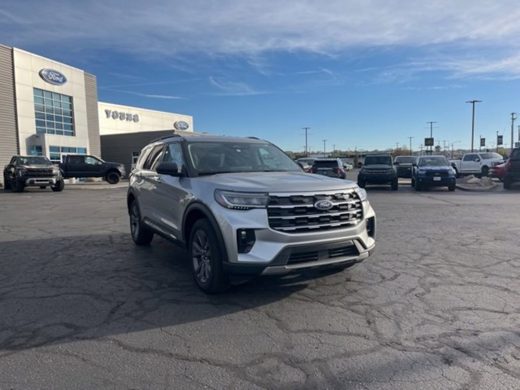 Used 2025 Ford Explorer Active SUV