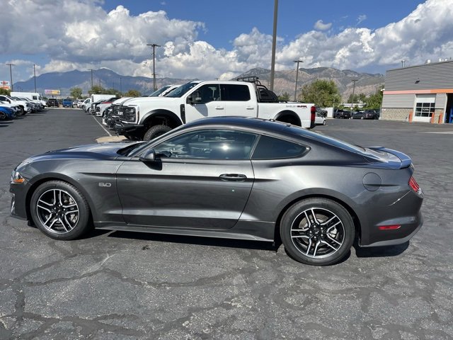 2019 Ford Mustang GT Premium photo 3