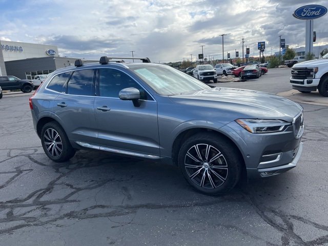 2021 Volvo XC60 T5 Inscription photo 2