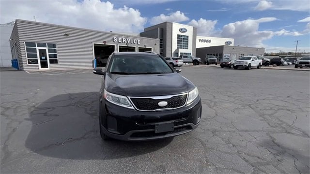 Used 2015 Kia Sorento LX with VIN 5XYKTDA7XFG610123 for sale in Ogden, UT