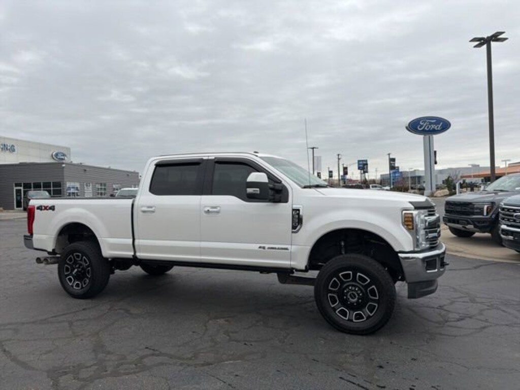Used 2018 Ford F-350 Truck Crew Cab
