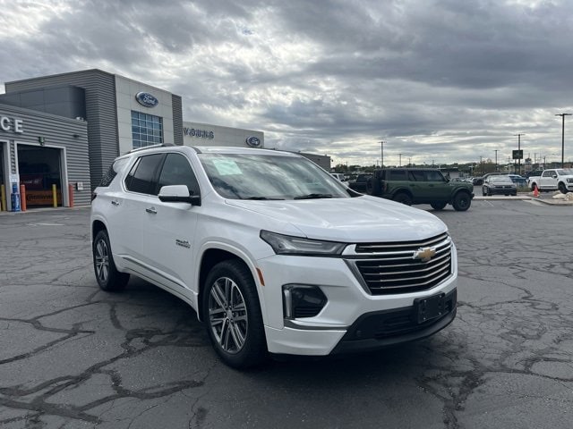 2022 Chevrolet Traverse High Country's photo