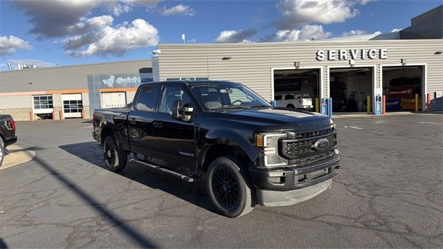 2020 Ford F-350 Super Duty Lariat's photo