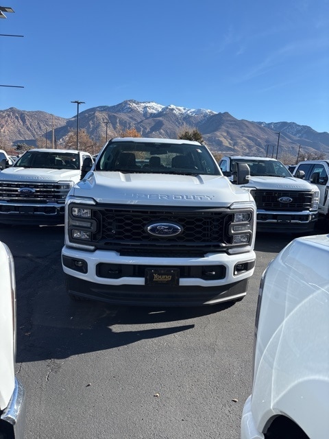 2026 Ford F-250 Super Duty XL's photo