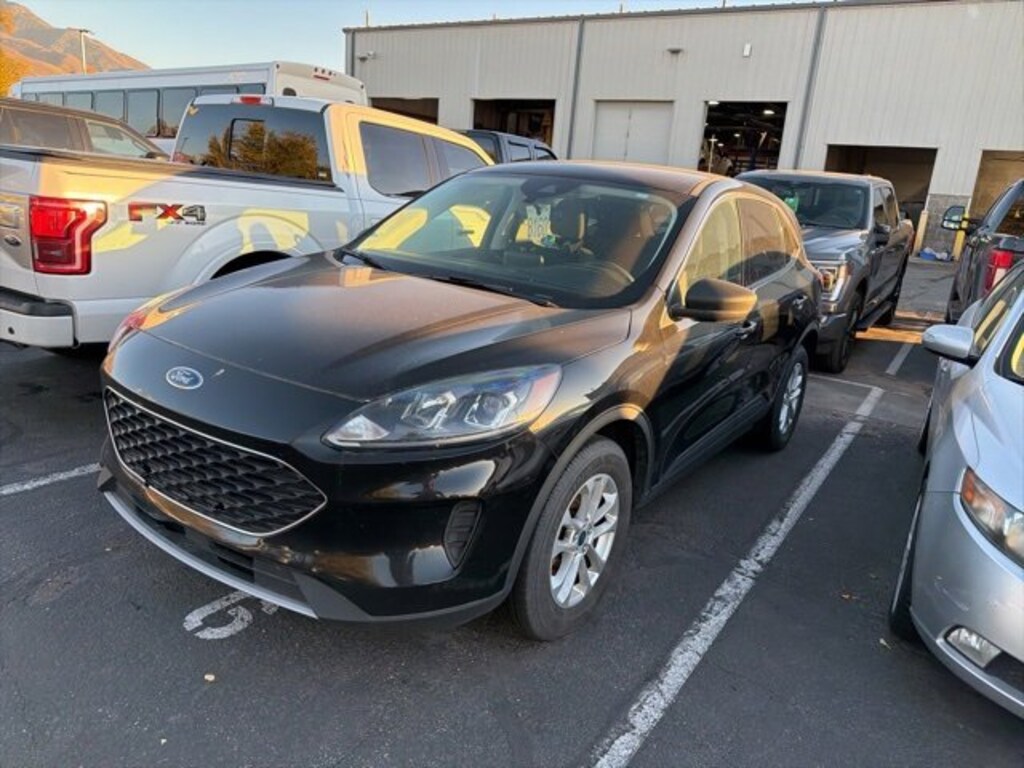 Used 2022 Ford Escape SE SUV