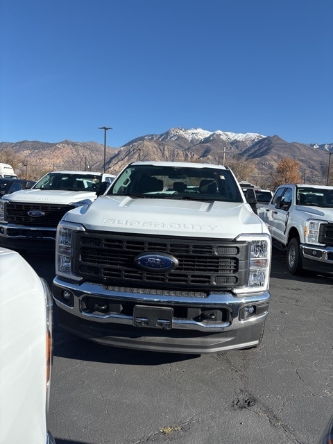 2026 Ford F-250 Super Duty XL's photo