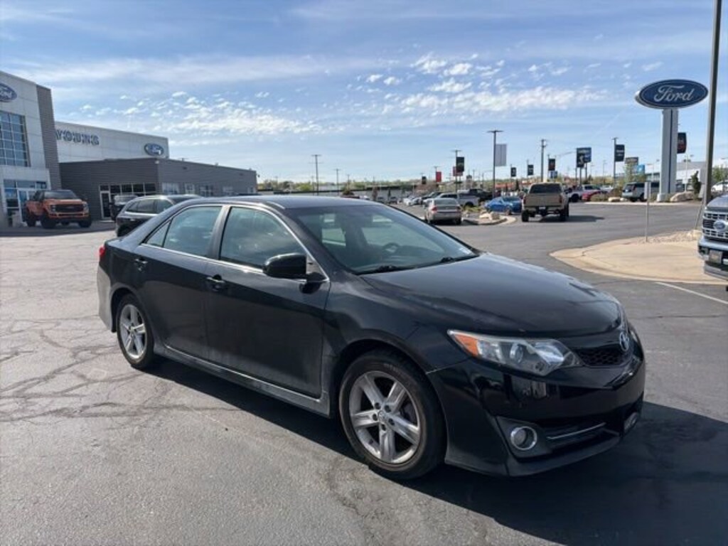 Used 2014 Toyota Camry L Sedan