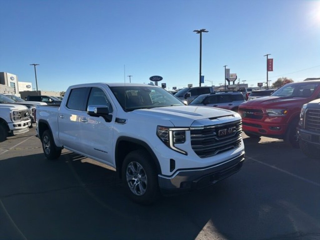 Used 2024 GMC Sierra 1500 SLT Truck Crew Cab