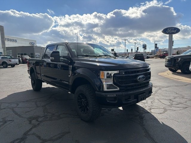 2022 Ford F-350 Super Duty Lariat's photo