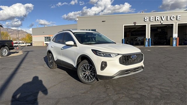 2024 Ford Escape PHEV's photo
