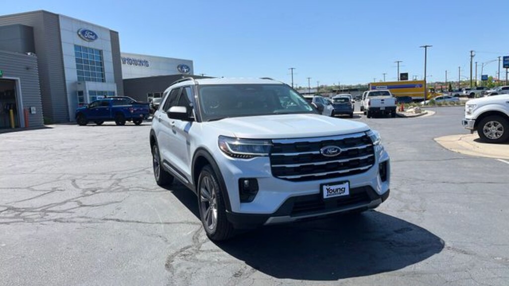 New 2025 Ford Explorer Active SUV