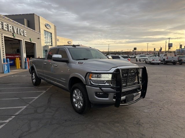 2022 RAM Ram 3500 Pickup Limited's photo