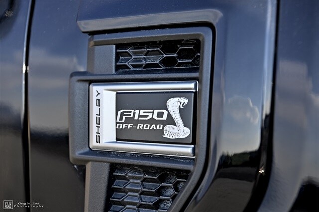 2025 Ford F-150 Lariat photo 3