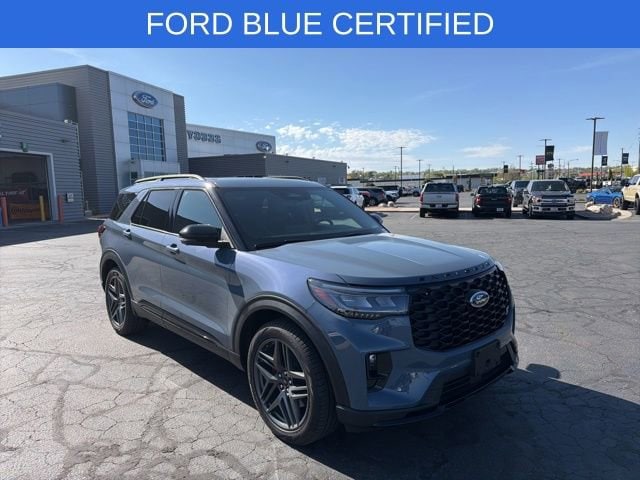 2025 Ford Explorer ST 4WD (PL535)'s photo