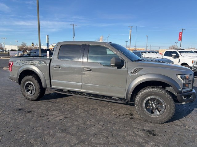 2018 Ford F-150 Raptor photo 4
