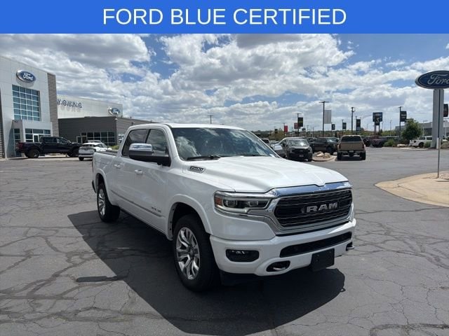 2023 RAM 1500 Limited 4x4 Crew Cab 5'7's photo