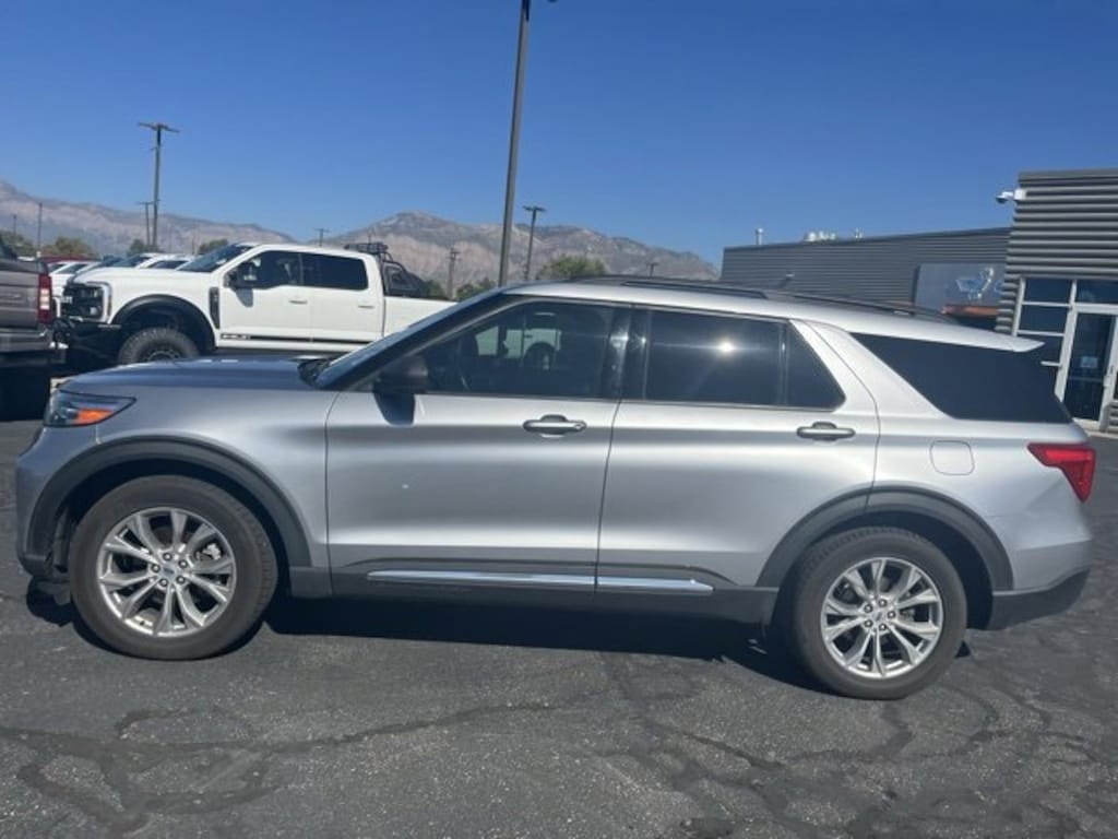 Used 2021 Ford Explorer XLT SUV