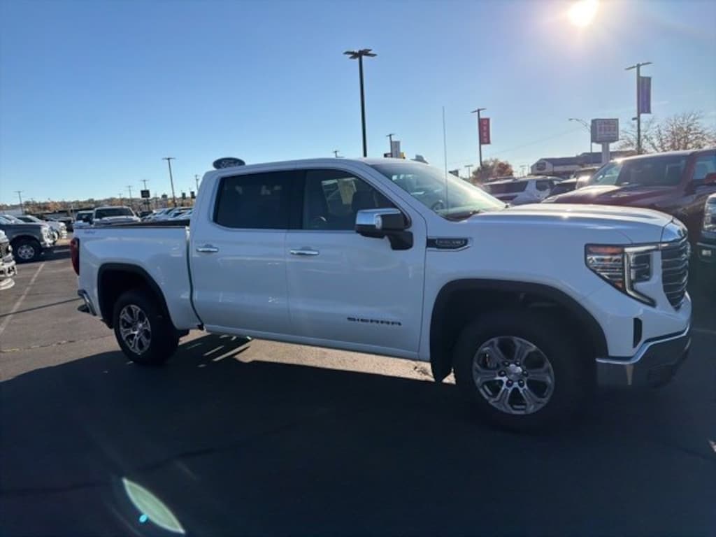 Used 2024 GMC Sierra 1500 SLT Truck Crew Cab
