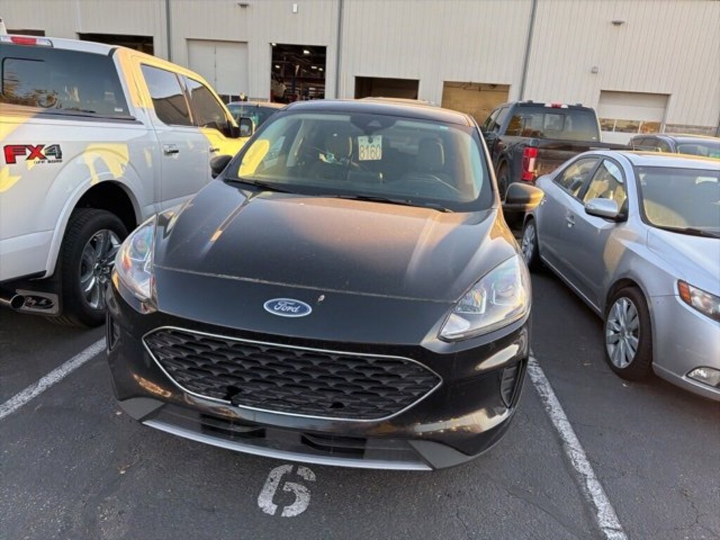 Used 2022 Ford Escape SE SUV