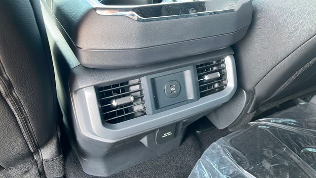 2025 Ford F-150 XLT - Photo 35