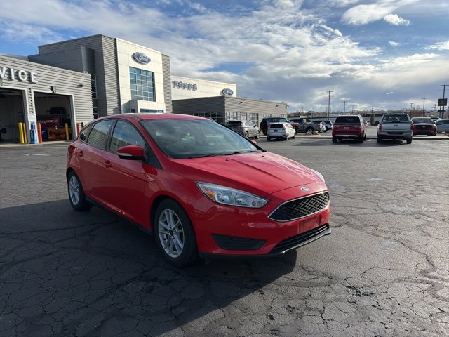 2015 Ford Focus SE's photo