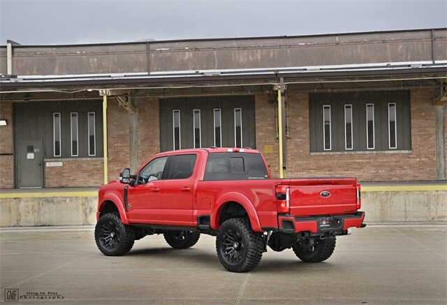2025 Ford F-250 Lariat photo 3