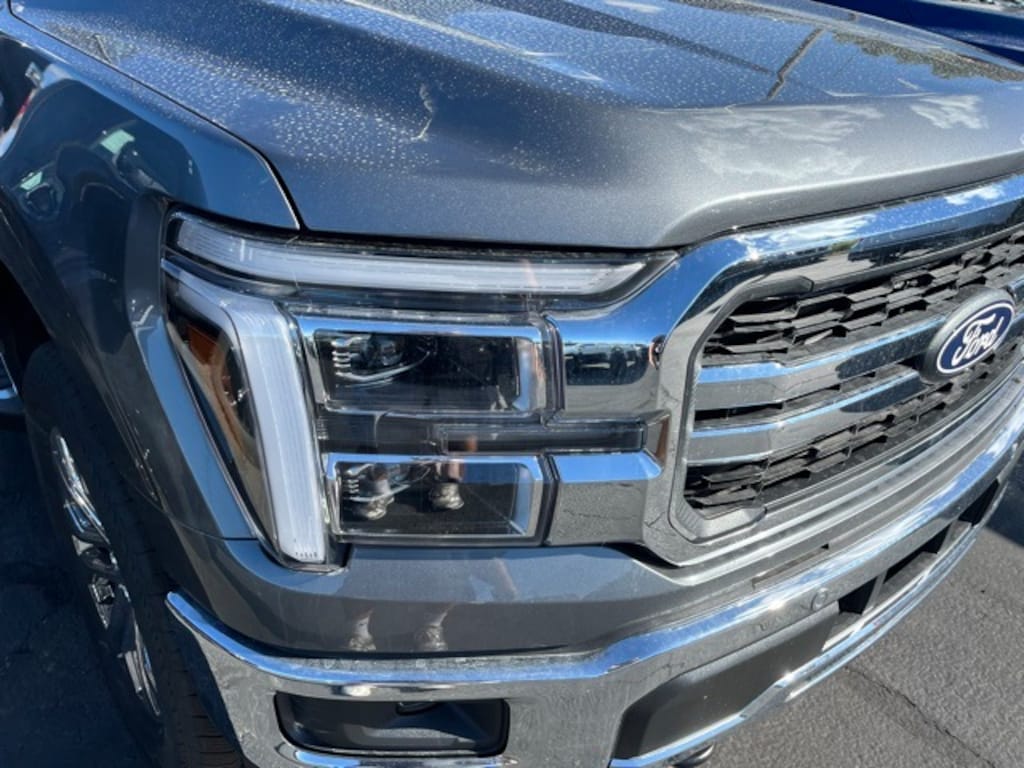 New 2025 Ford F-150 Lariat Truck