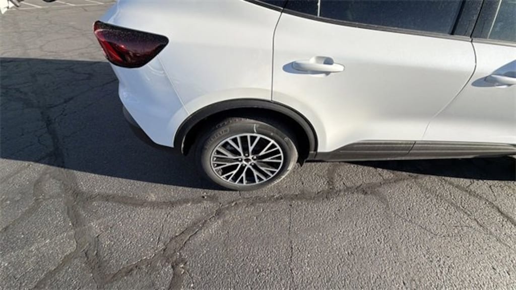 Used 2024 Ford Escape PHEV SUV